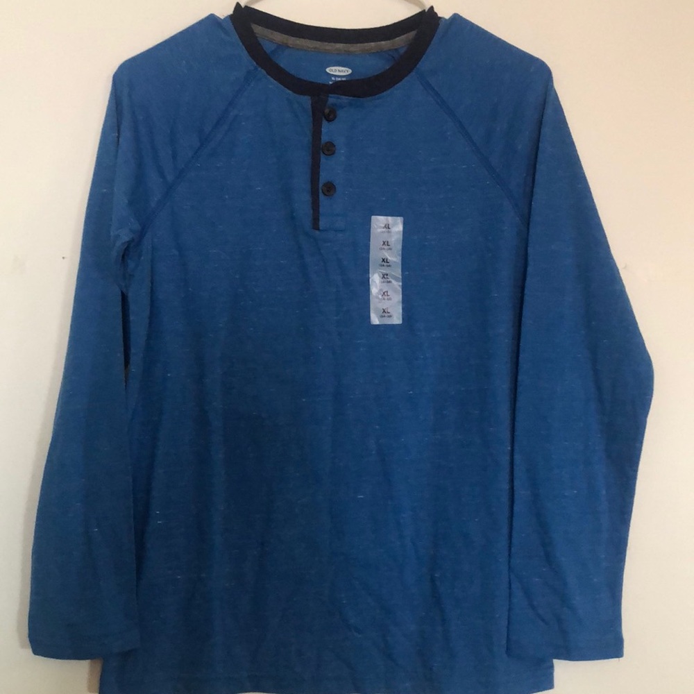 Old Navy Long Sleeve Tee